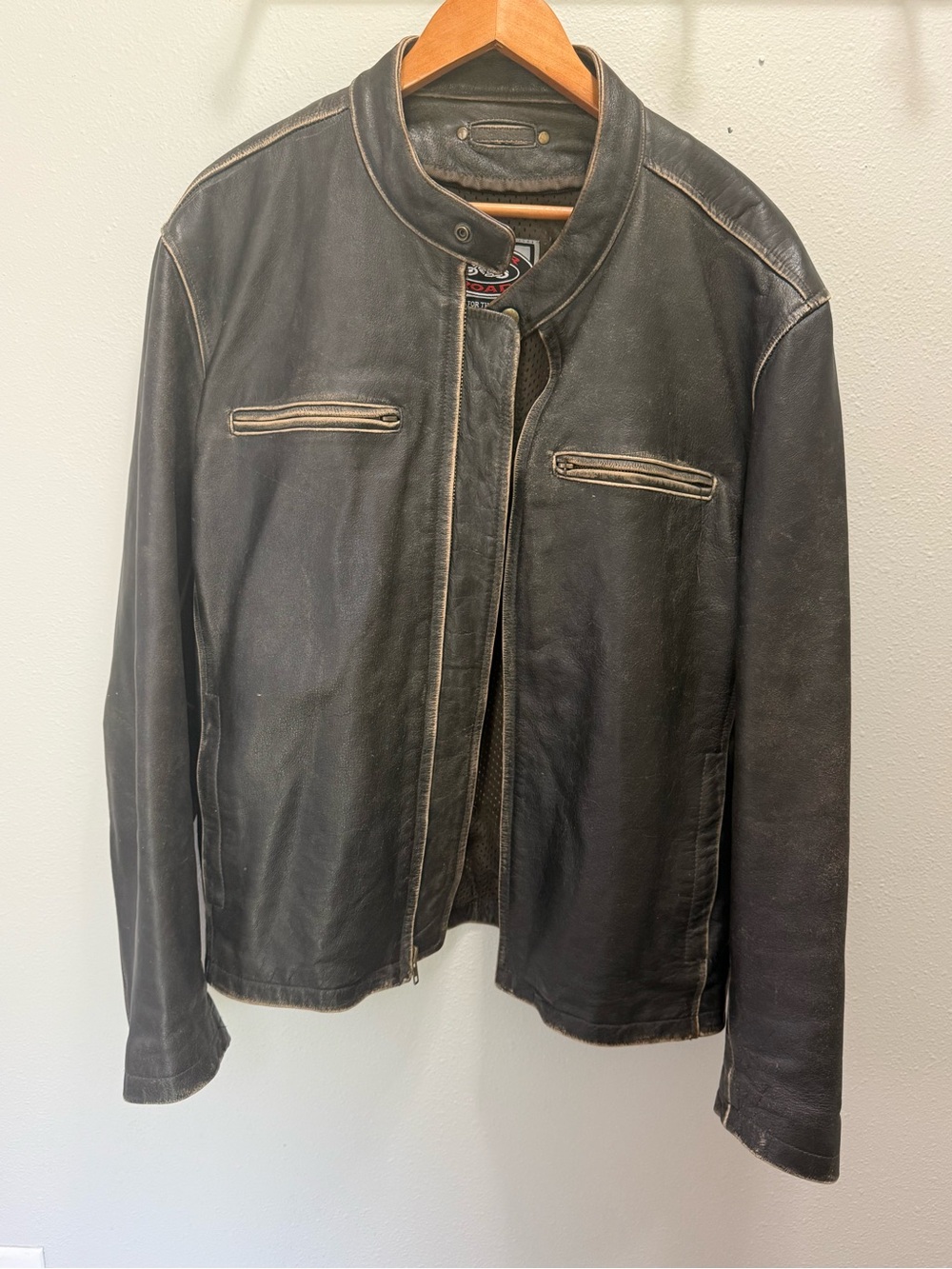 Silver Road - Vintage Black Leather Jacket with Contrast Stitching